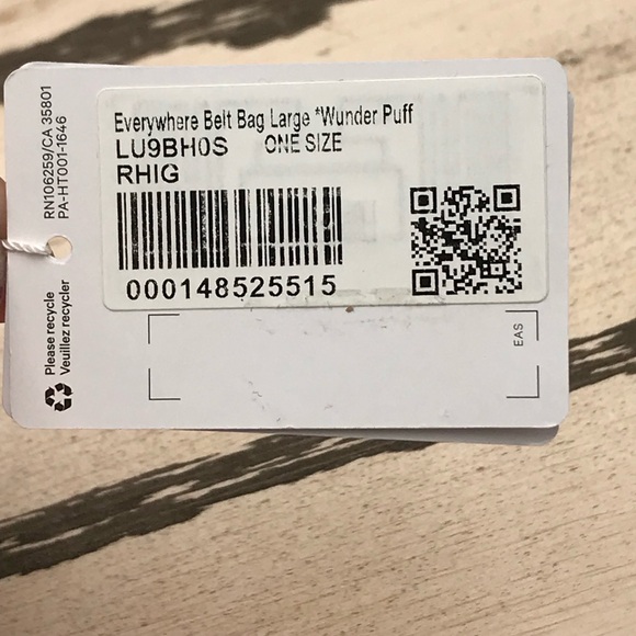 BNWT Lululemon Belt Bag - Picture 13 of 16